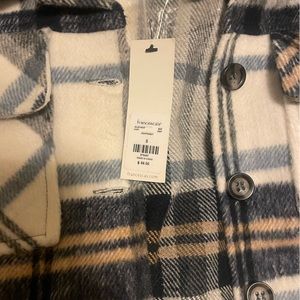 croped flannel jacket
